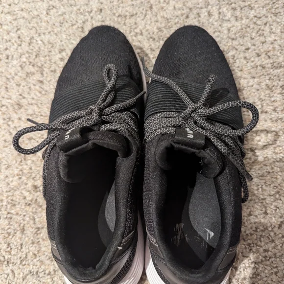 Under armour shoes, size 8.5, black - Picture 3 of 7
